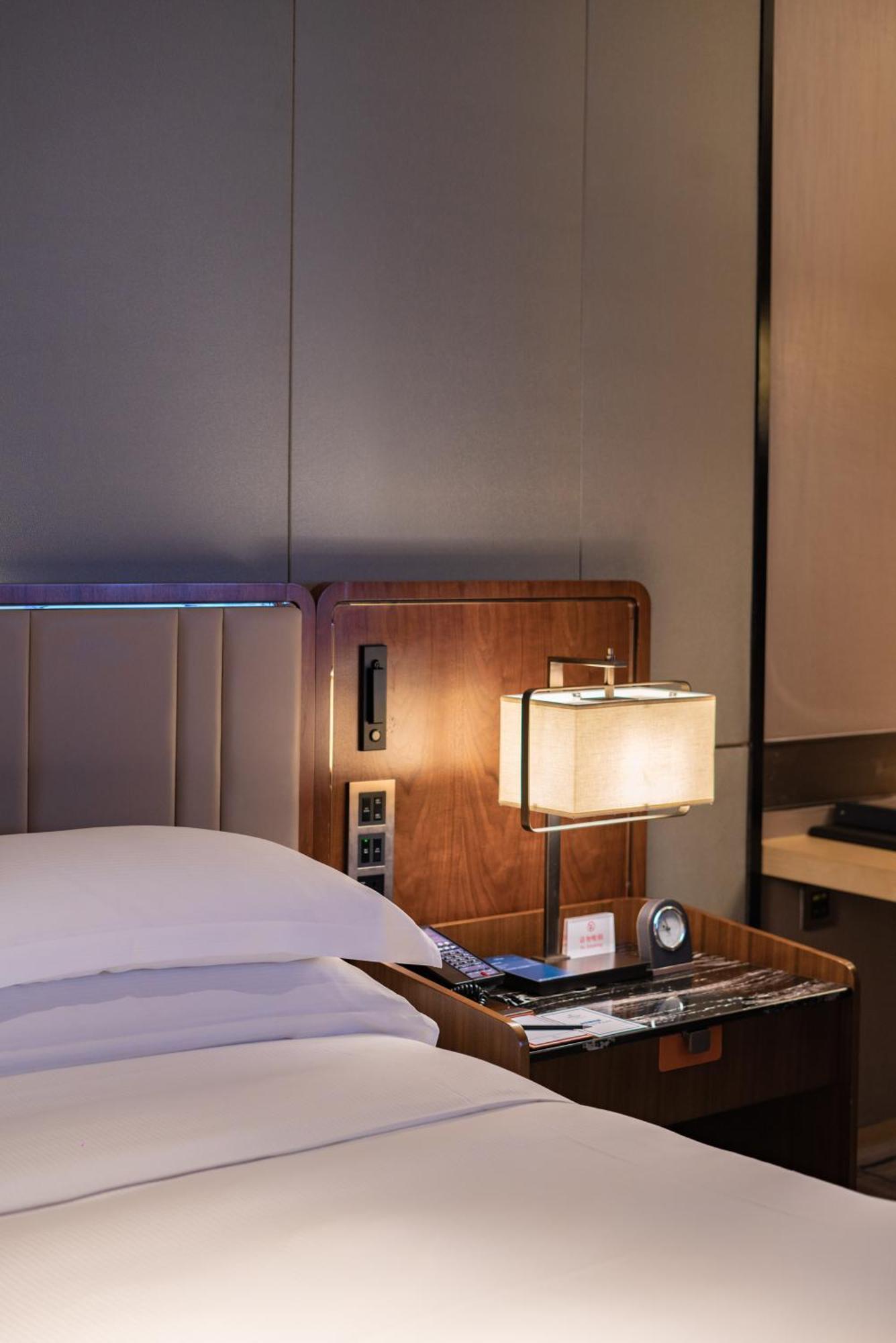 ฮิลตัน ฟูโจว Hotel ฟุโจว ภายนอก รูปภาพ