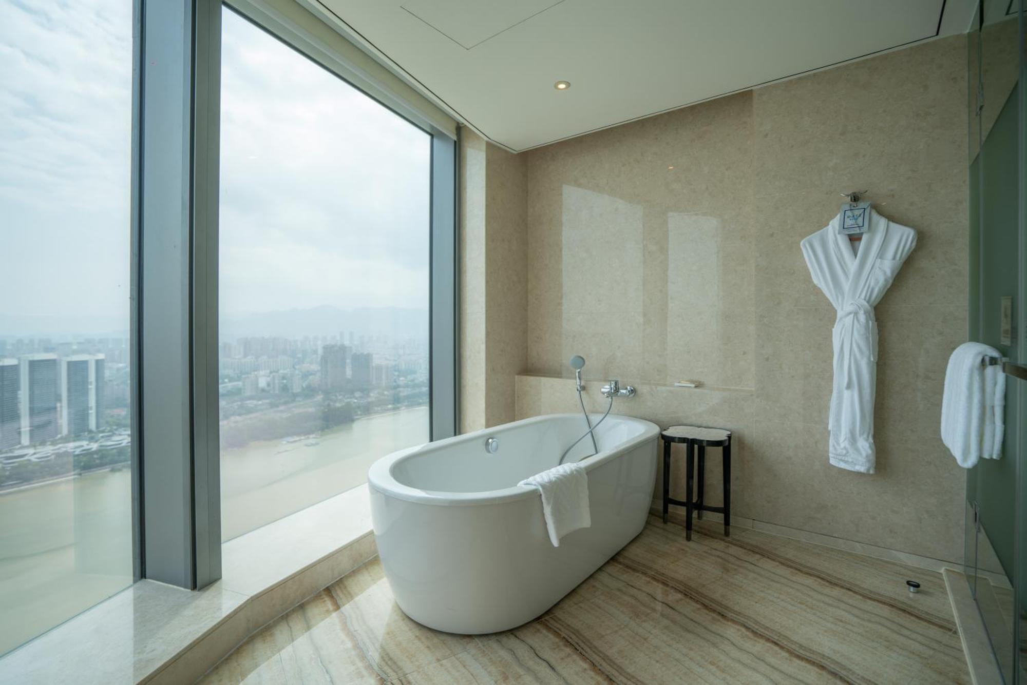 ฮิลตัน ฟูโจว Hotel ฟุโจว ภายนอก รูปภาพ